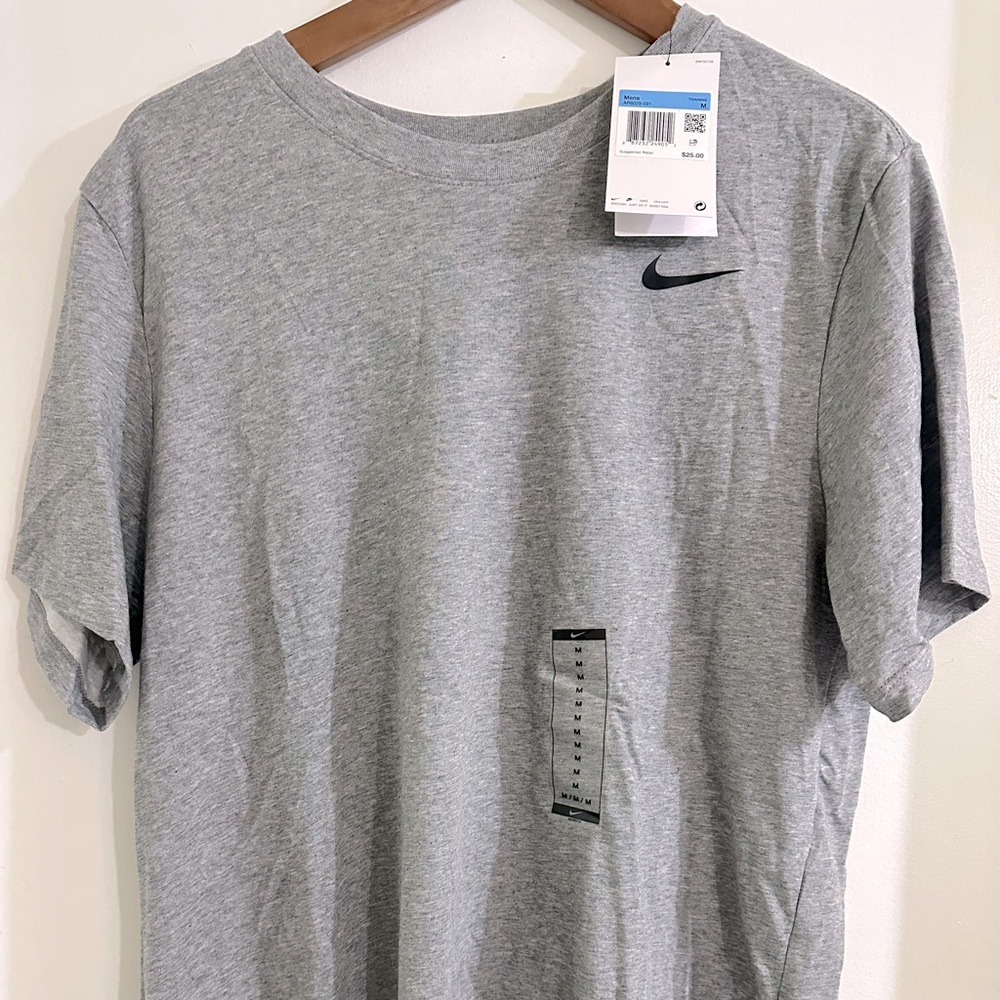 Nike Gray Short Sleeve Tee Classic Design